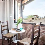 Elegant 2 Bedroom In The Heart Of Lukka