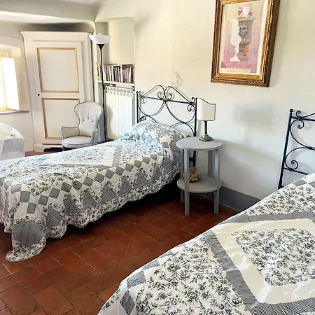 Elegant 2 Bedroom In The Heart Of Lucques